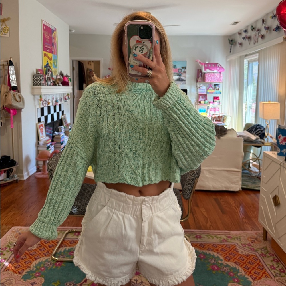 FREE PEOPLE MINT GREEN CROP CHUNKY SWEATER SIZE SMALL - Picture 6 of 6